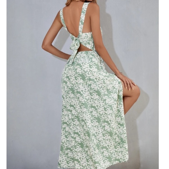 Boho floral print twist front tie back maxi dress - Picture 3 of 5